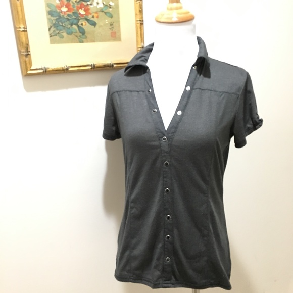 BONGO Tops - 90s Bongo Black Denim Print Top